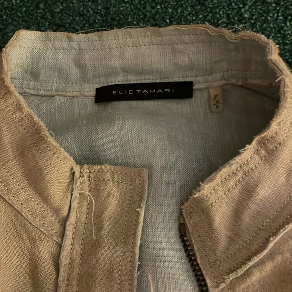 Heavyweight linen/powderblue Eli Tahari motorcycle jacket. Cinch, highlight cuff - Picture 2 of 3